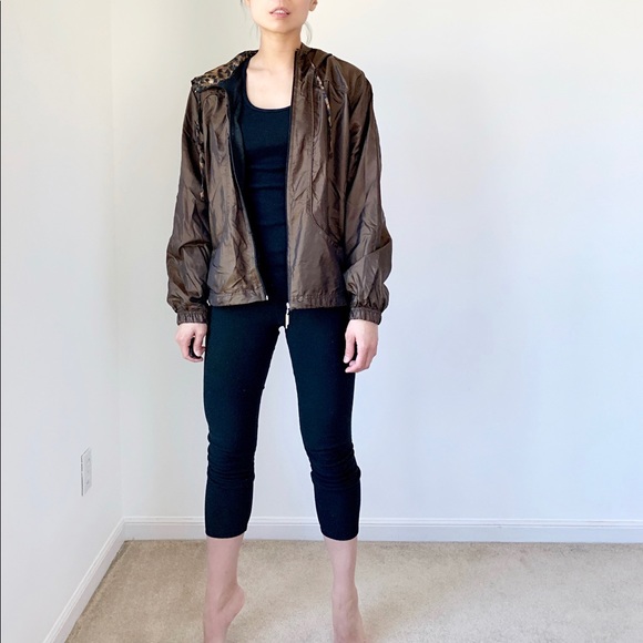 Windbreaker with hooded animal print . - Picture 2 of 5